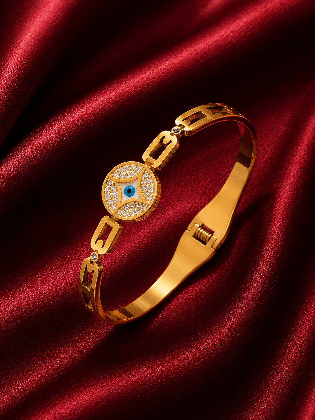 Oculus Aurea Cuff — Anti-Tarnish Gold · Eye Motif Cuff