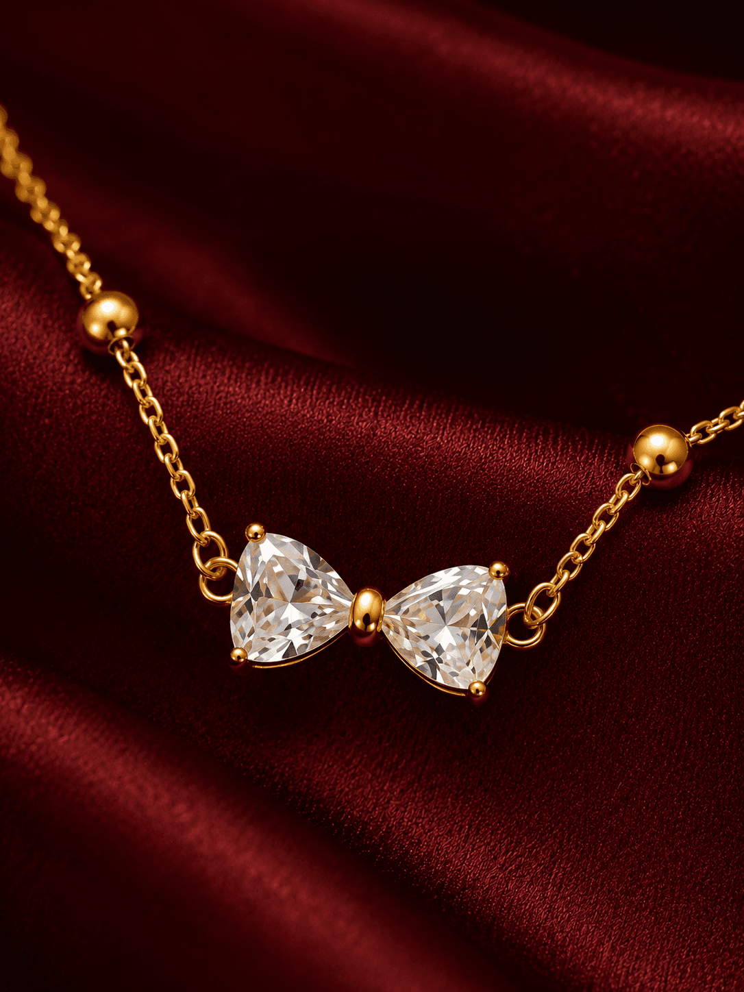 Niva Aurea Necklace — Anti-Tarnish Gold · Snow Pendant