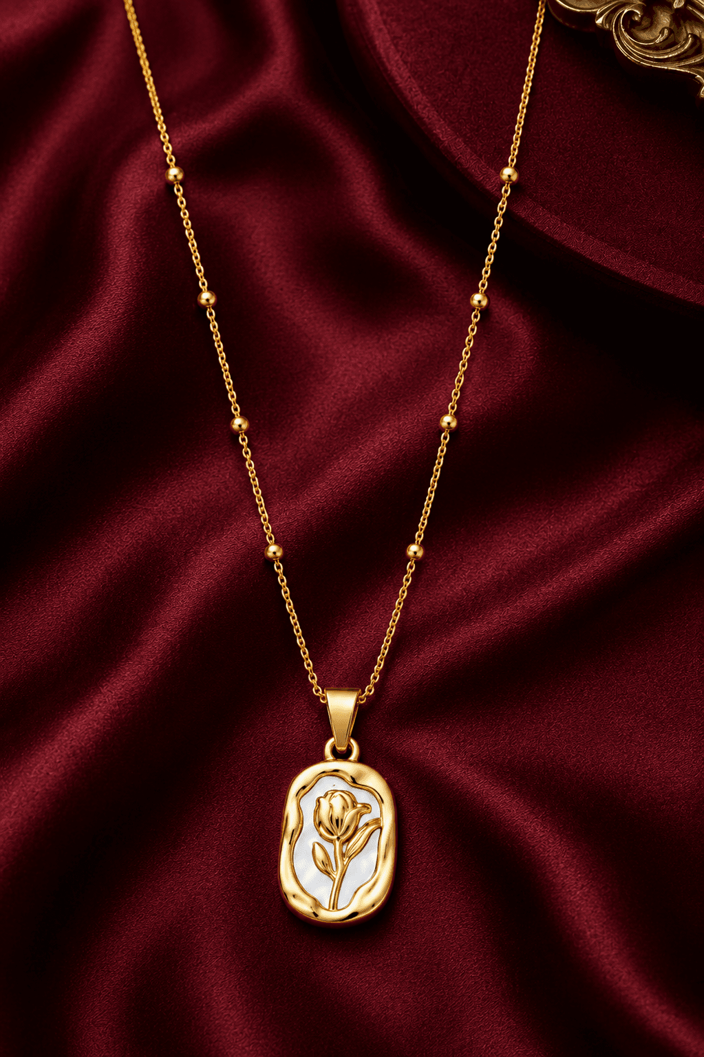 Rosa Aurea Necklace — Anti-Tarnish Gold · Rose Pendant